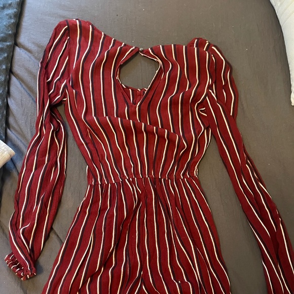 Hollister romper - Picture 3 of 3